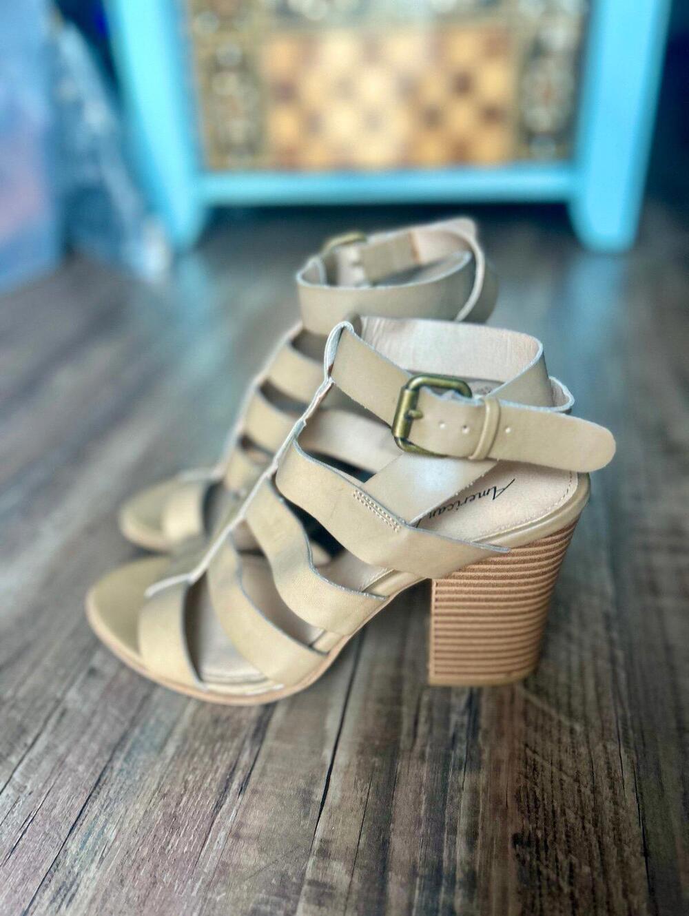 American Eagle Tan Caged Style Sandals Size 9.5